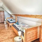 Chaloupka Pod Lipou Nyaraló